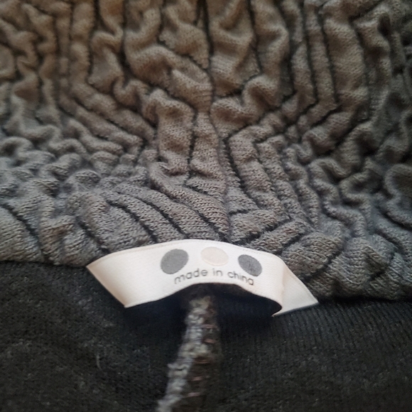 Three Dots Chevron Pucker Cardigan Size Medium - Picture 4 of 5